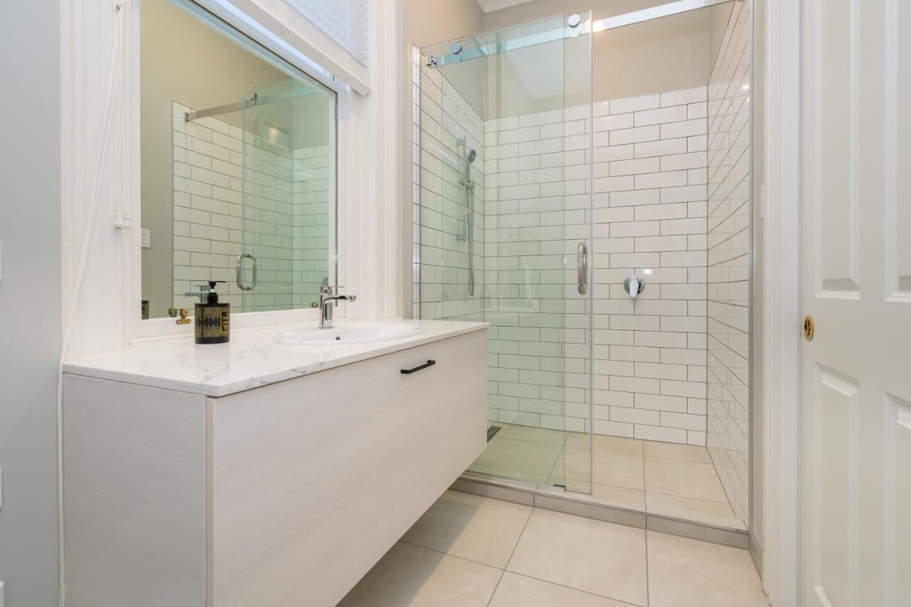 Inner City Executive Living On Stuart Street Dunedin Ngoại thất bức ảnh